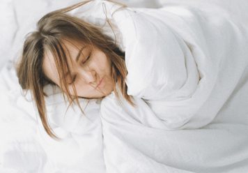 How to Choose a Weighted Blanket for Adults?