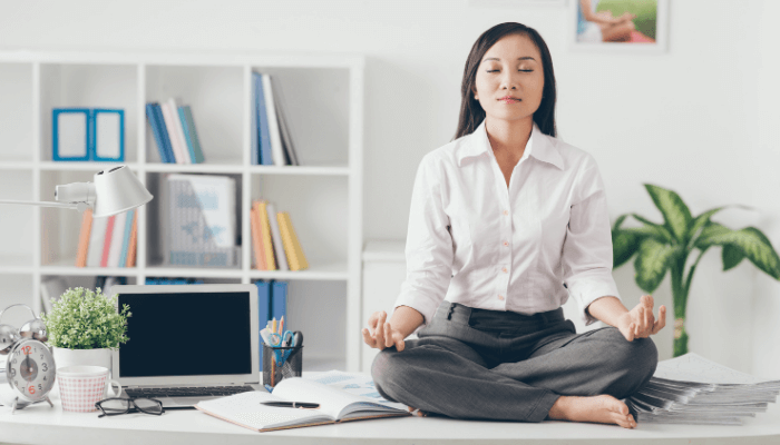 8 Simple Ways to Manage Anxiety And Stress
meditation