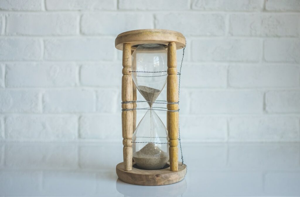 sand hourglass
circadian rhythm timing